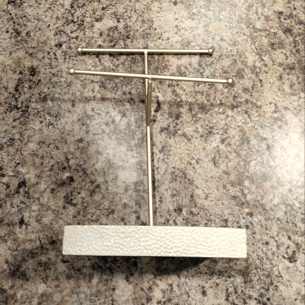 Weighted Jewelry Tree